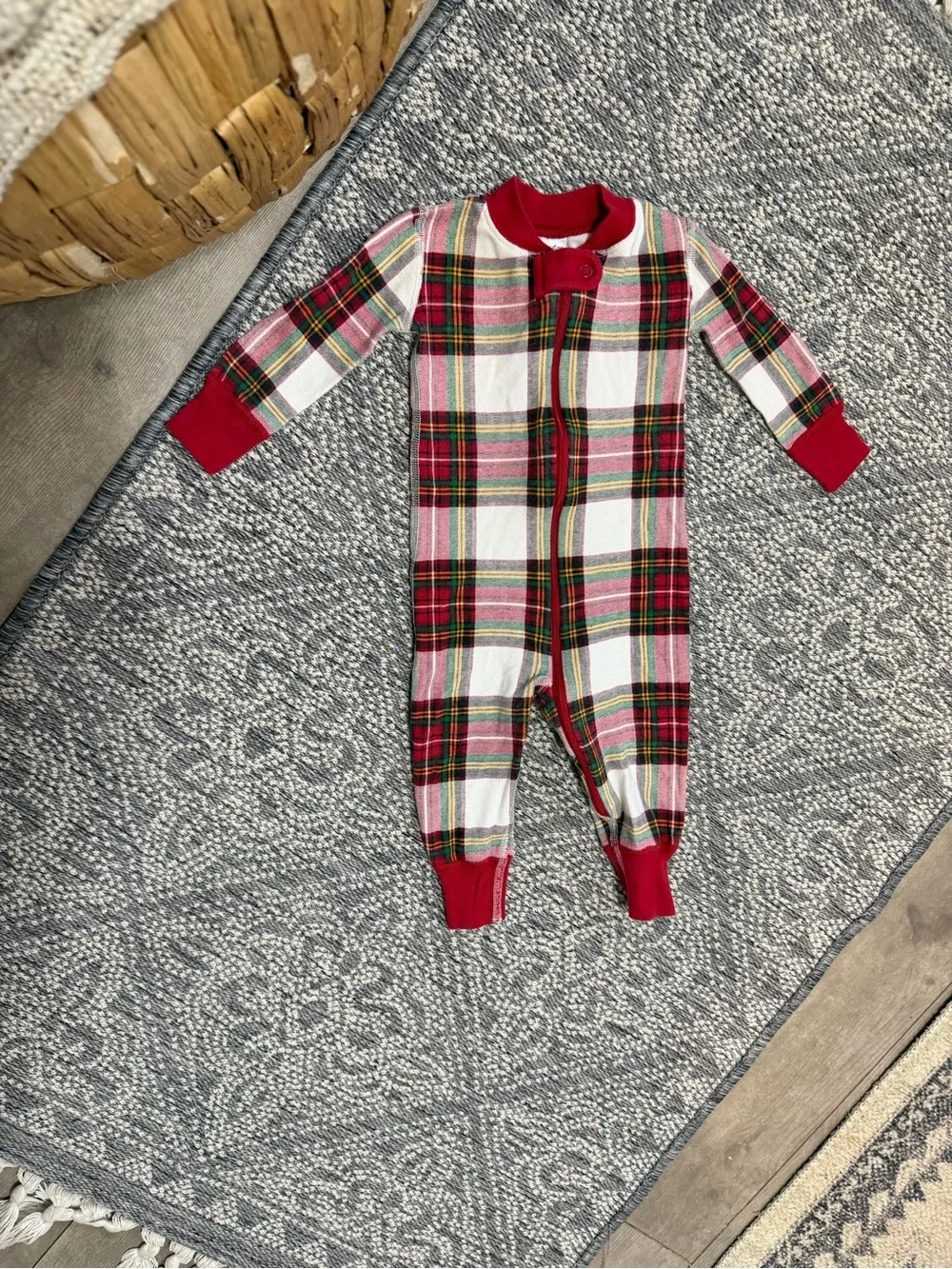 Hanna Andersson Baby Holiday Zip Sleeper Pajamas 6-12 Months